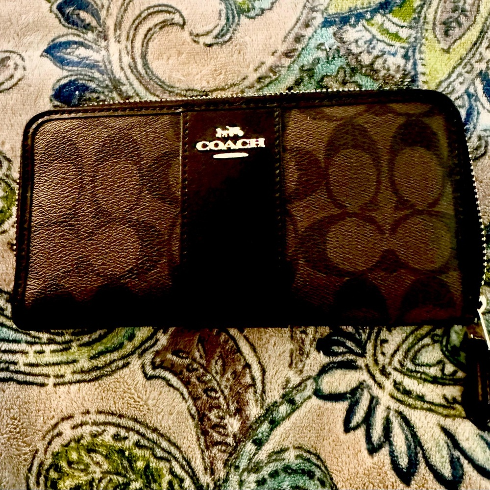 Coach authentic zipper longwallet F54630 Brown/Black